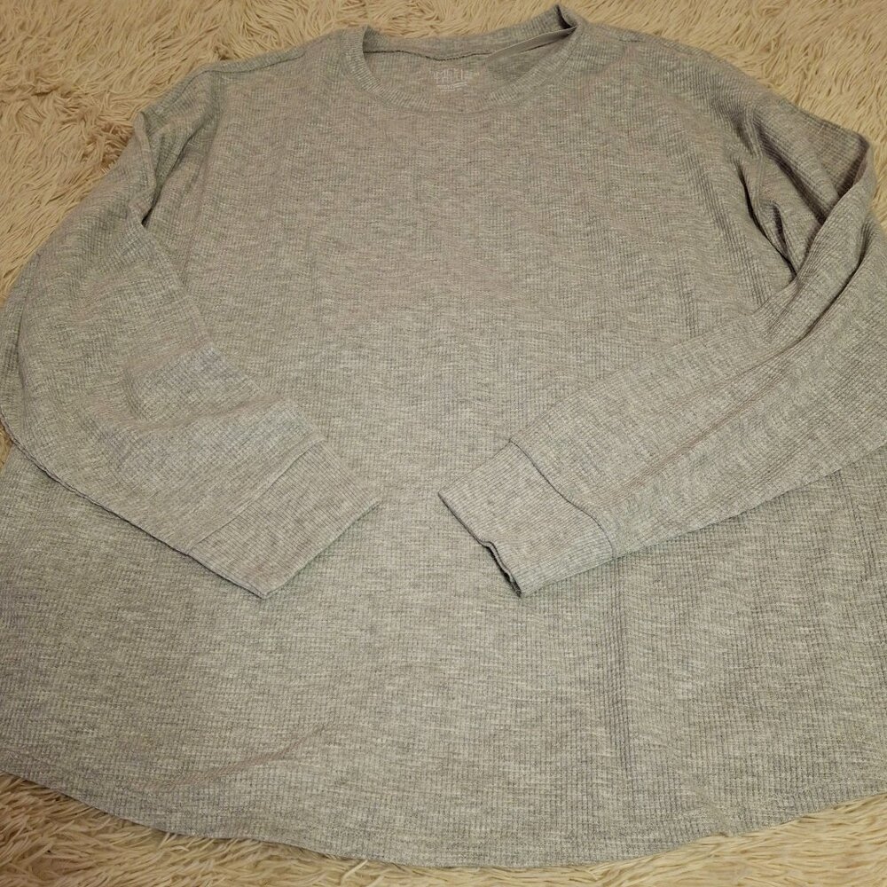 Women's Time and Tru Thermal Top